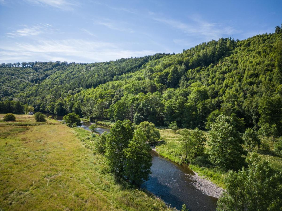 Bills Lodge, le plaisir de la rivière à 2 minutes du centre! La-Roche-en-Ardenne Extérieur photo